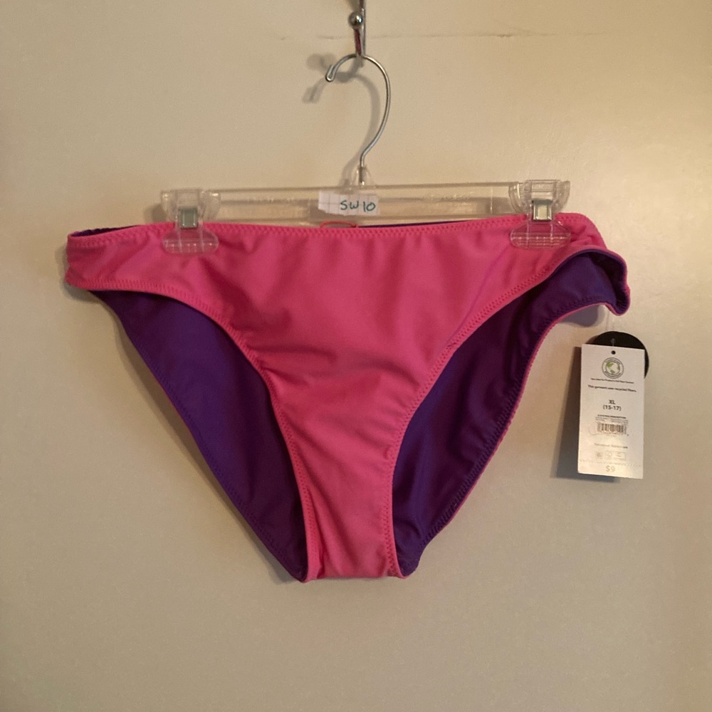 NWT XL Junior’s bikini swim bottom 15/17 reversible pink purple No Boundaries